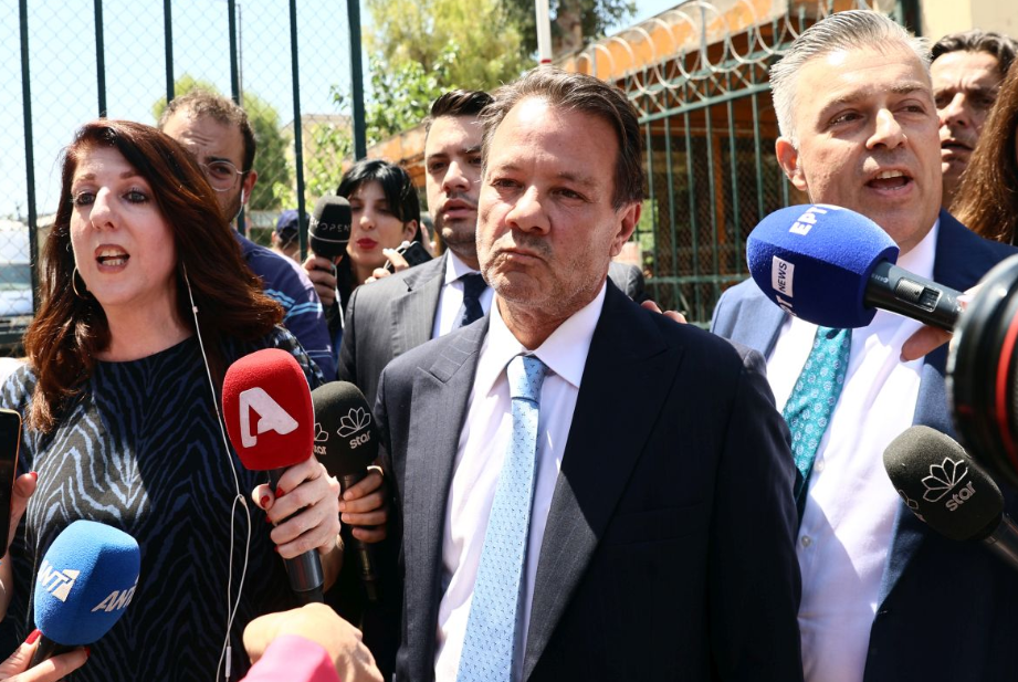  Ο γνωστός δικηγόρος Απόστολος Λύτρας μεταφέρθηκε στις φυλακές Κορίνθου